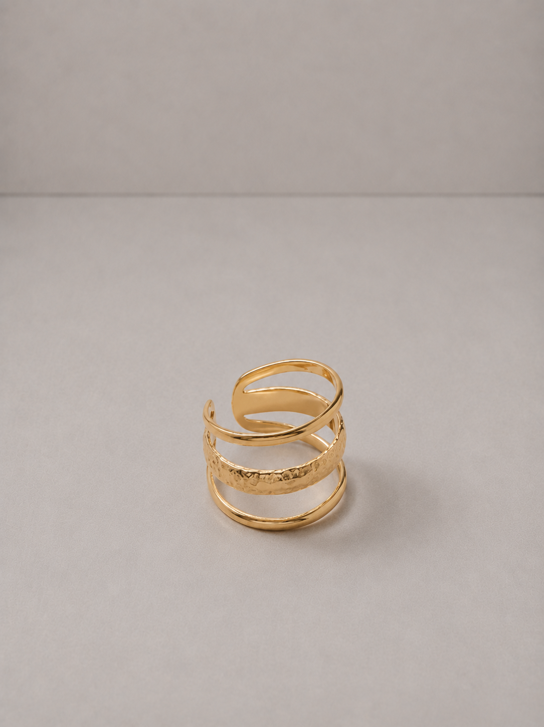 Anillo de Tres Láminas Ajustable