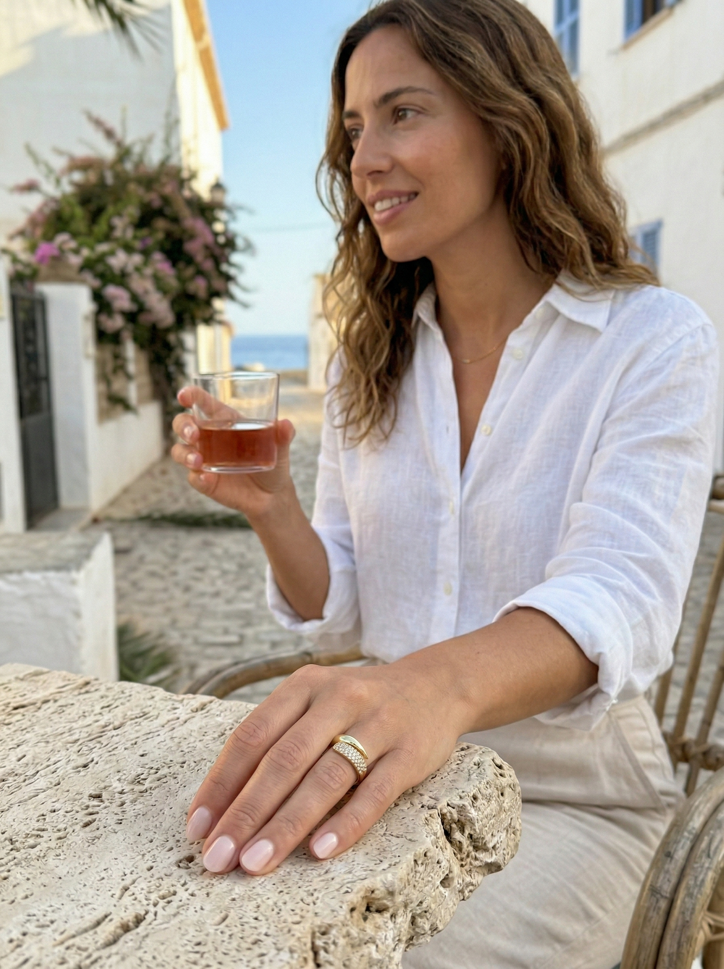 Claudia | Anillo Elegante con Piedras Preciosas
