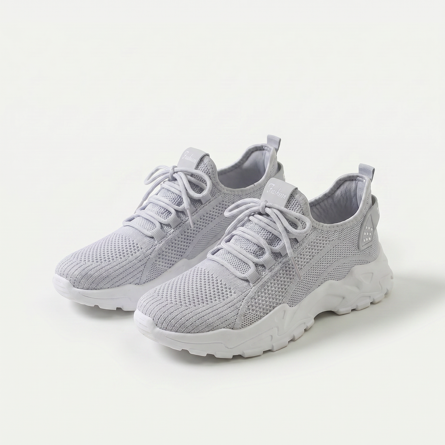 Zapatillas Ainara de Luna Sanz, detalle del cierre de cordones