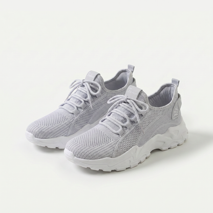 Zapatillas Ainara de Luna Sanz, detalle del cierre de cordones
