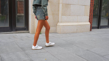 Zapatillas Jara de Luna Sanz, detalle de los cordones