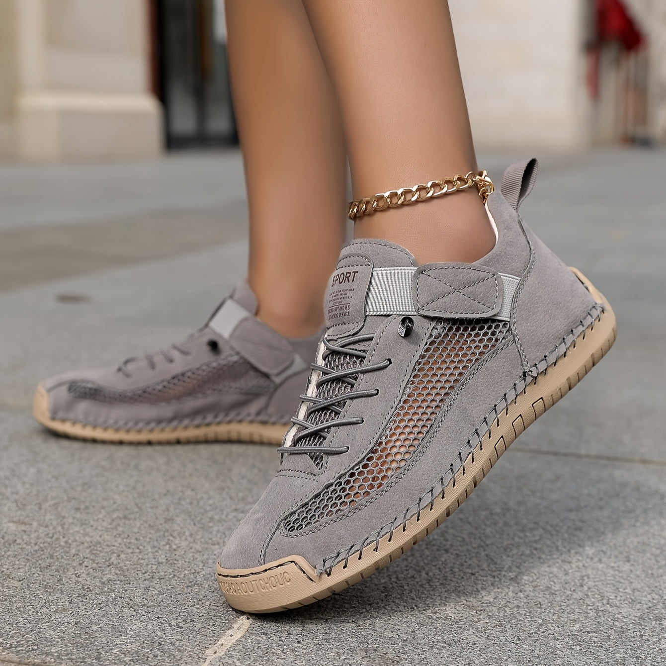 Detalle del revestimiento acolchado de las zapatillas Jara