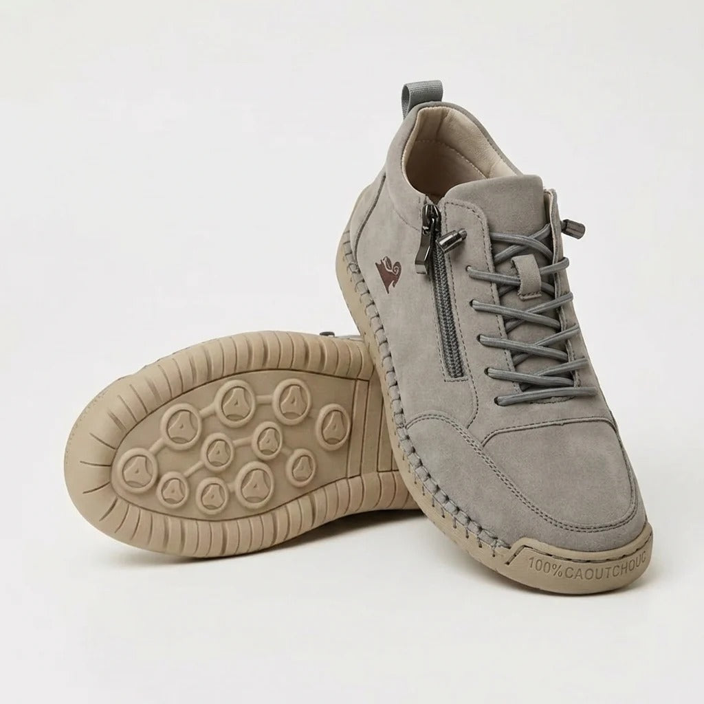 Zapatillas Leire de Luna Sanz combinadas con pantalón