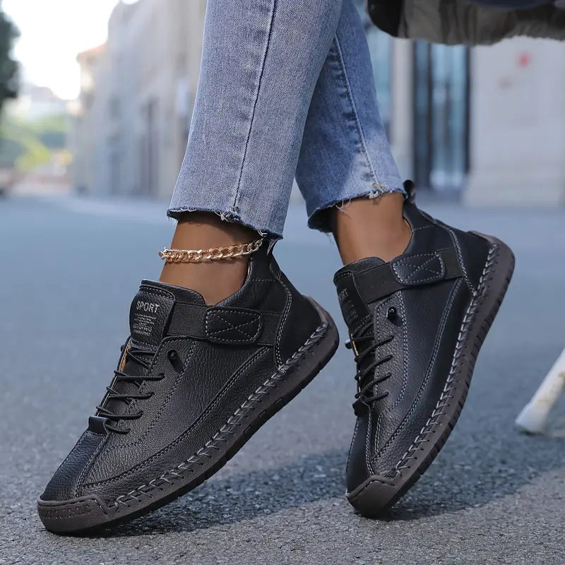 Detalle del tejido transpirable de las zapatillas Yaiza